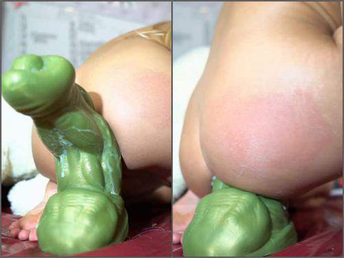 Gape Ass – Siswet19 insertion fully rubber gnome and hulk dildo anal gape