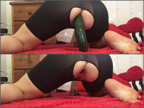 Cucumber Penetration – Lexa4512 torn her panties and fully anal penetration with cucumber and dildo