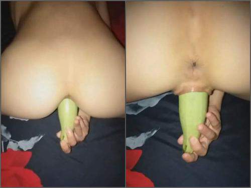 Zucchini in pussy,Zucchini porn,Zucchini sex,vaginal porn,stretching pussy,food porn,vegetable xxx