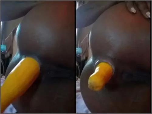 Anal stretching – Beautiful big ass ebony Kjuicie vegetable anal sex