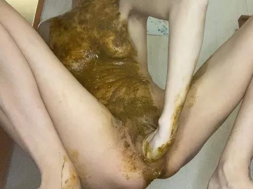 Scat dildo – Webcam p00girl some vomit and a lot of sting on the body, fisting