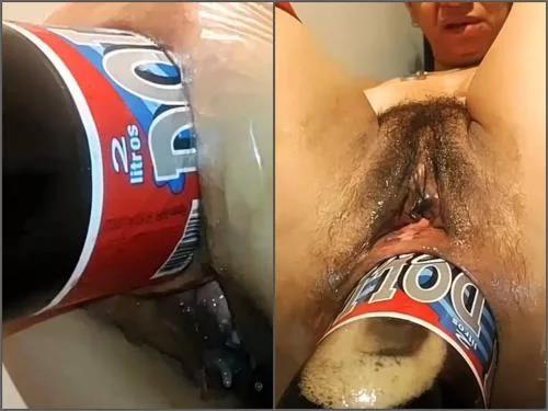 Anal gape – Sexy latina MILF gets colossal plastic bottle deep in wet asshole